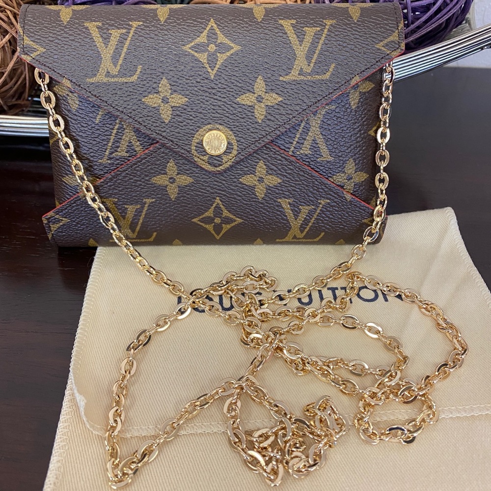 ***SOLD*** Louis Vuitton Medium Kirigami